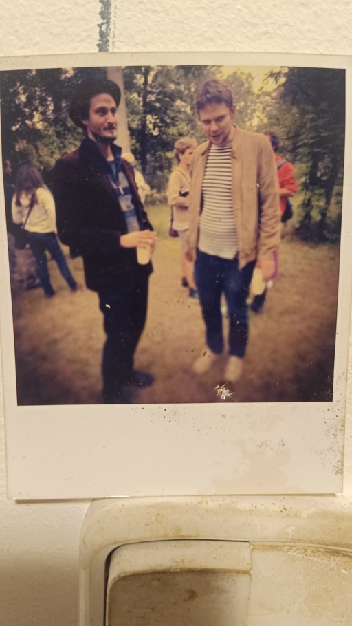 Image Alt