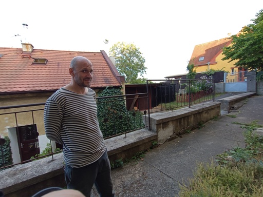 Image Alt